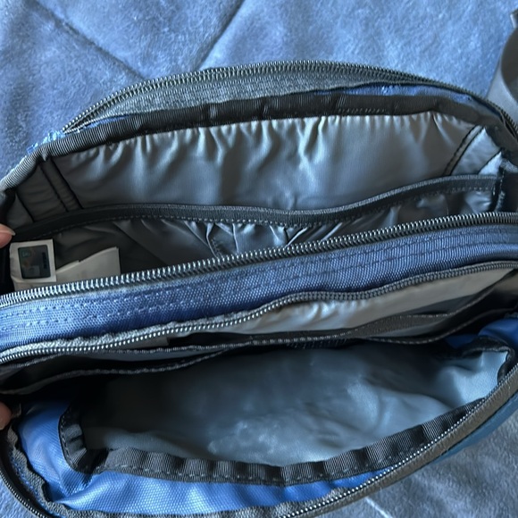 The North Face large fanny pack - Picture 2 of 7